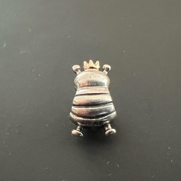 Pandora Retired Queen Bee Charm - Picture 2 of 2